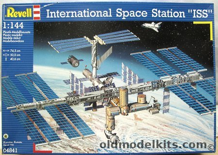 Revell 1/144 International Space Station ISS, 04841 plastic model kit